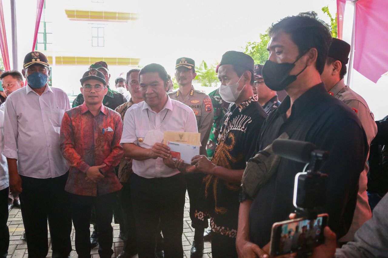 Sasar 75.613 KPM, Pemprov Banten Menjadi Daerah Pertama Penyaluran BLT BBM dari APBD