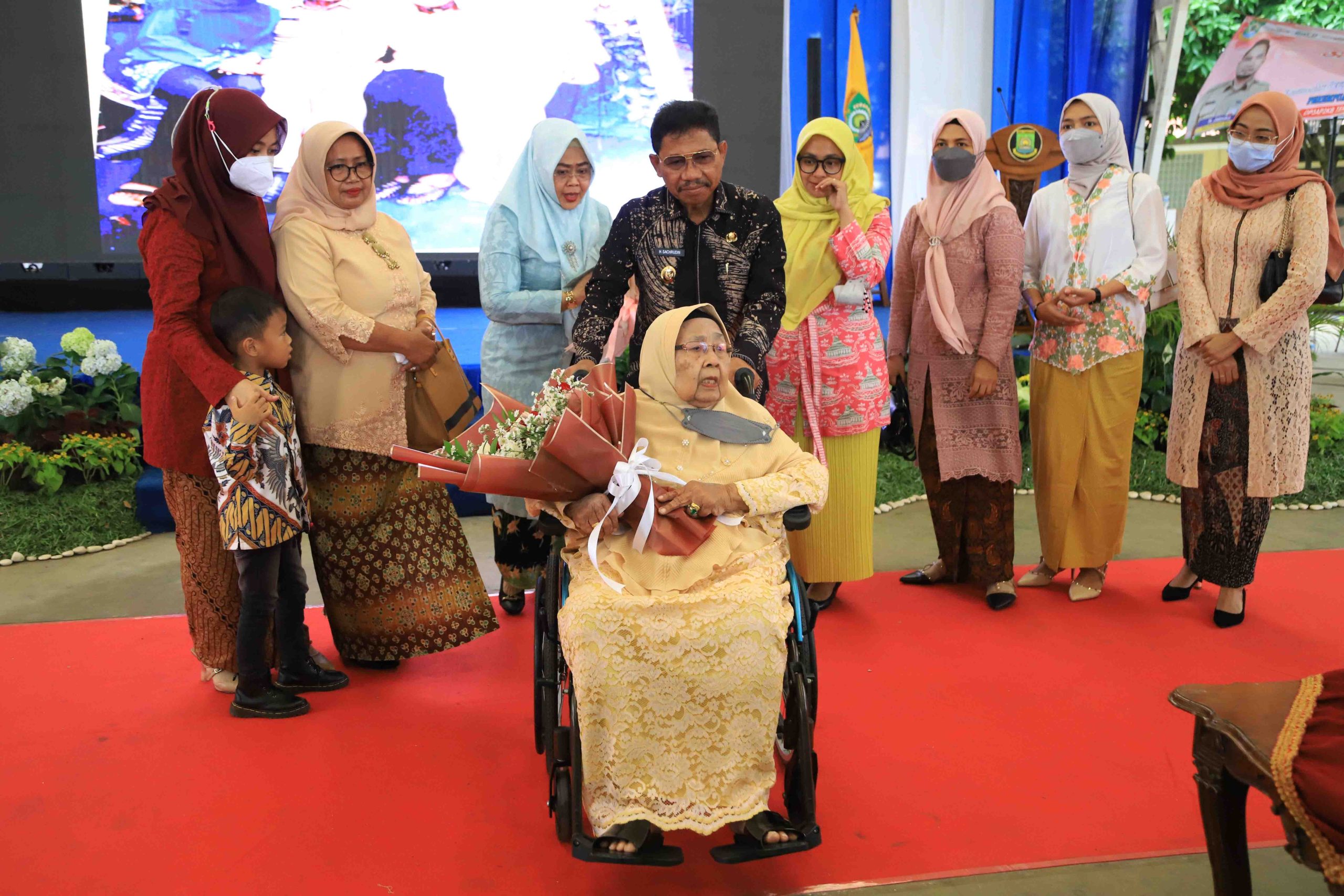 Momen Haru dan Bahagia Wakil Wali Kota Tangerang Bertemu Ibunda Hiasi Peringatan Hari Ibu