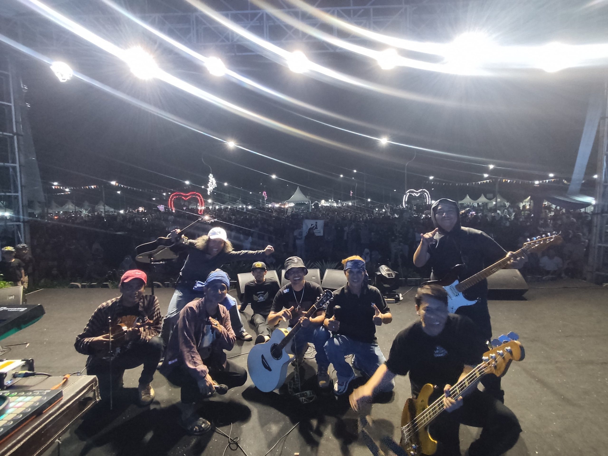 Hibur Ribuan Penggemar, SRO Band Tampil Memukau di Festival Budaya Kota Tangerang 2023