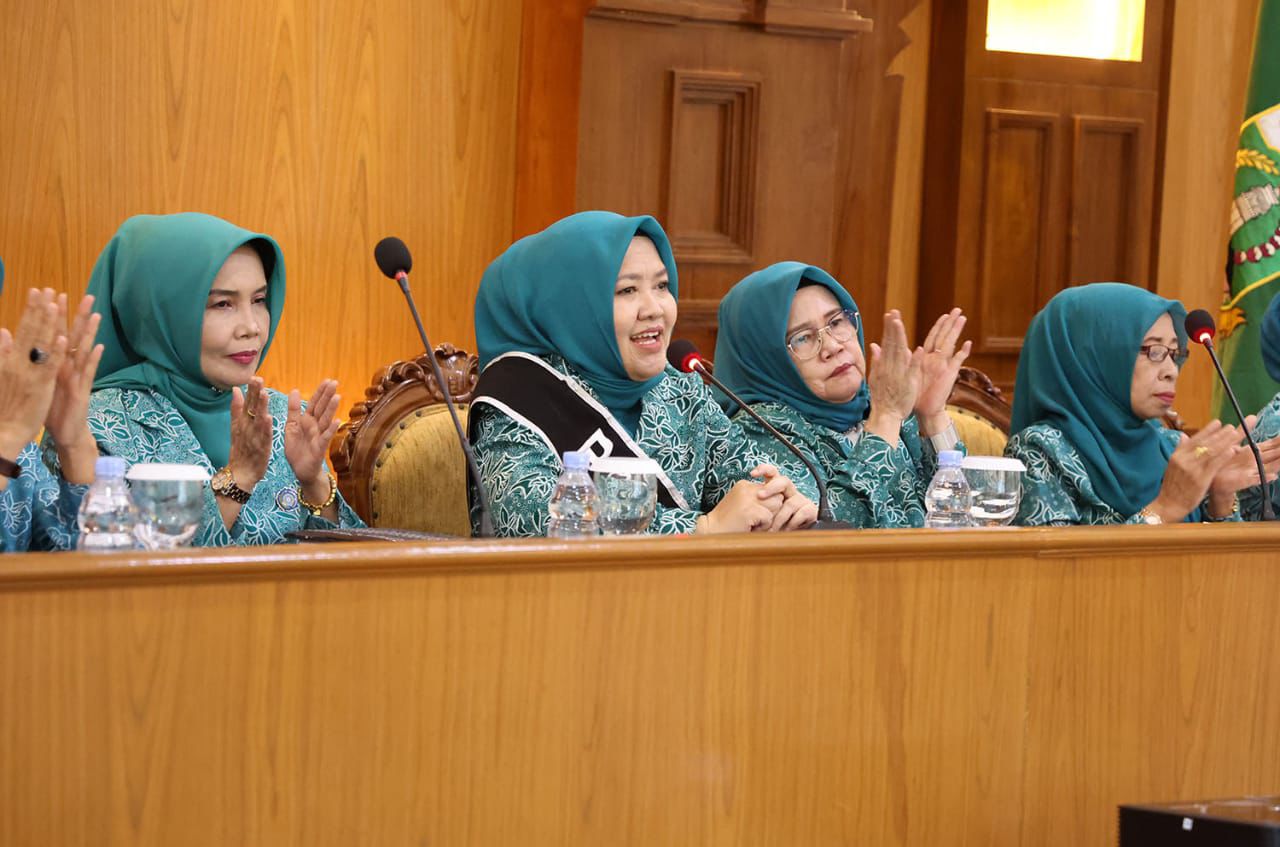 Baik Untuk Tumbuh Kembang Anak, Pj Gubernur Banten Al Muktabar Ajak Masyarakat Gemar Makan Ikan