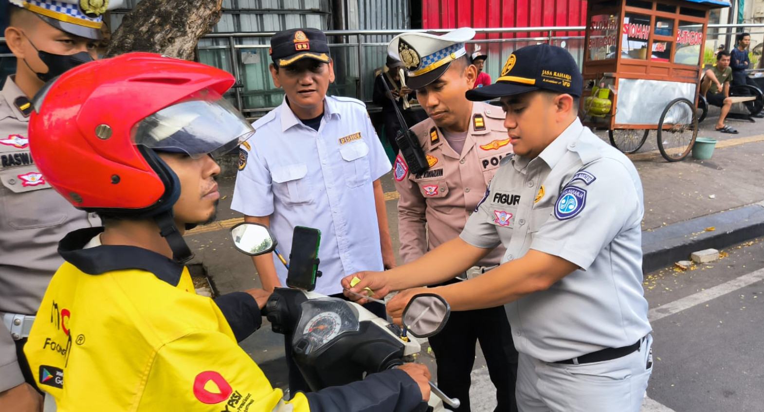 Jasa Raharja Banten Dukung Operasi Keselamatan Maung 2024 di Kota Serang