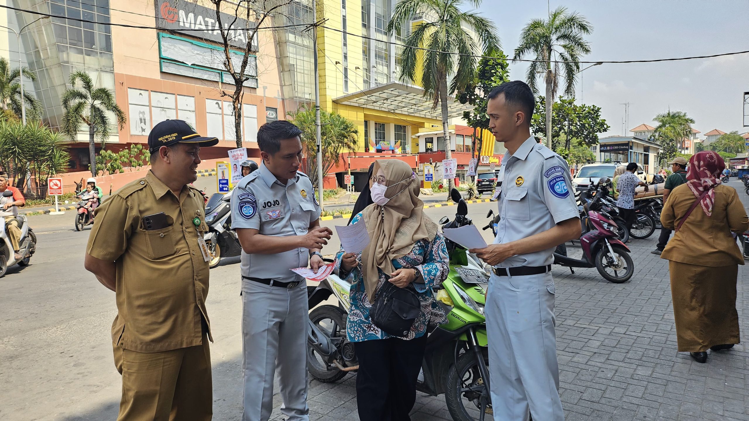 Jasa Raharja dan Bapenda UPTD Ciledug Sosialisasikan Program Pembebasan Denda Pajak Kendaraan Bermotor dan Denda SWDKLLJ