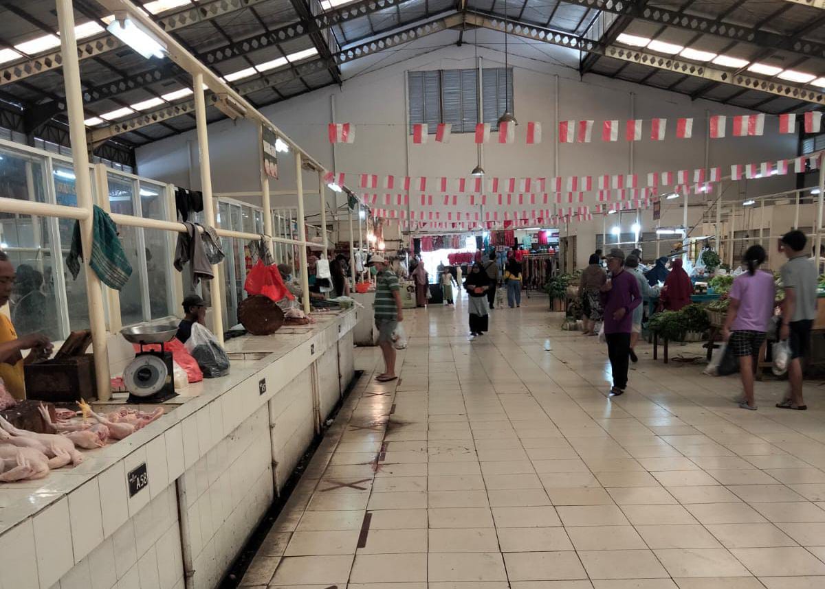 Pilkada Serentak Pasar Terpantau Sepi, Pedagang Pilih Libur Jualan