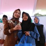 Bupati Serang Ratu Zakiyah Santuni Anak Yatim di Ciomas