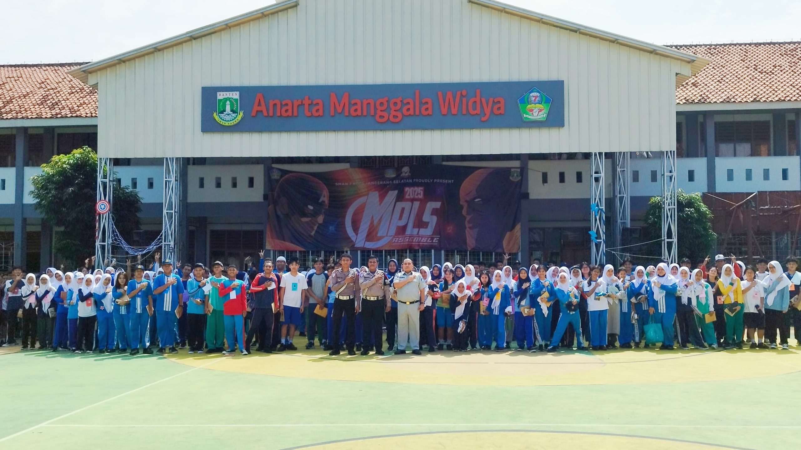 Jasa Raharja Tangerang Bersama Kamsel Polres Tangsel Sosialisasikan Keselamatan & Cegah Laka Lantas di SMAN 7 Tangsel