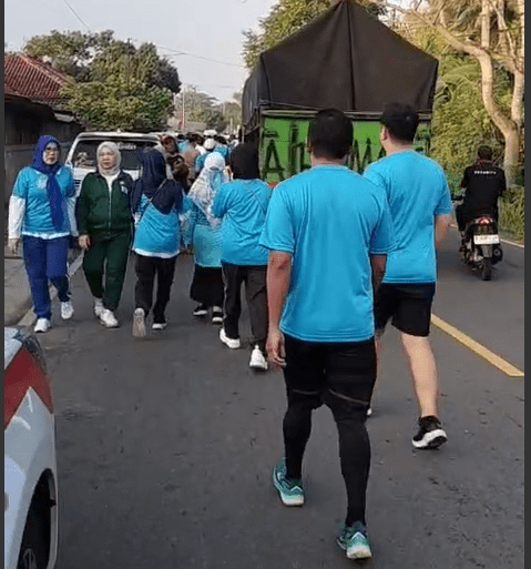 Peserta Korpri Run Anyer 2025 di jalur lomba