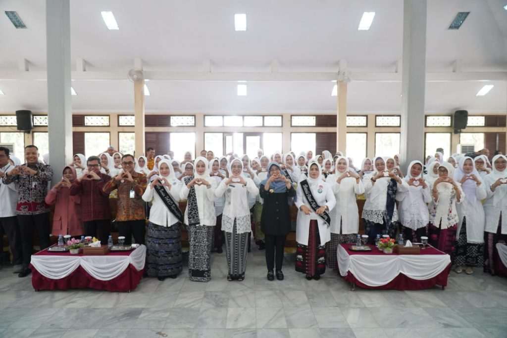 Pengukuhan Pengurus GOW Pandeglang oleh Bupati Dewi