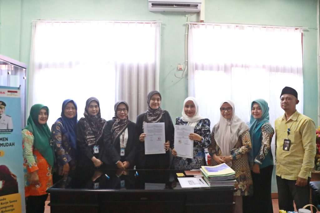Penandatanganan PKS Program Balung Anak di Disdukcapil Serang
