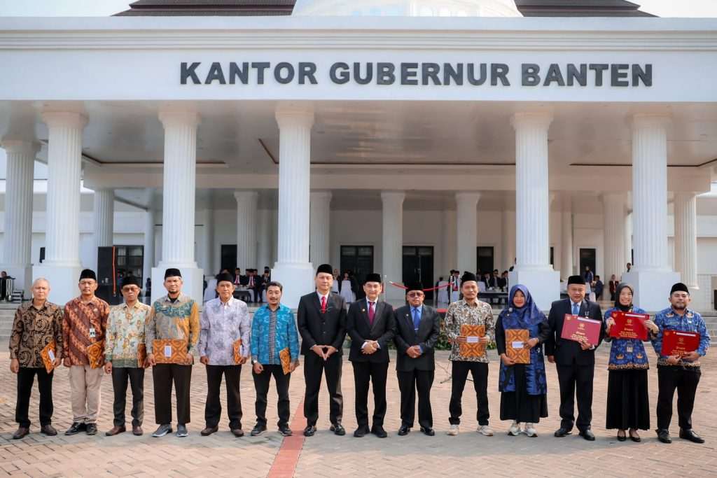 upacara hari koperasi banten