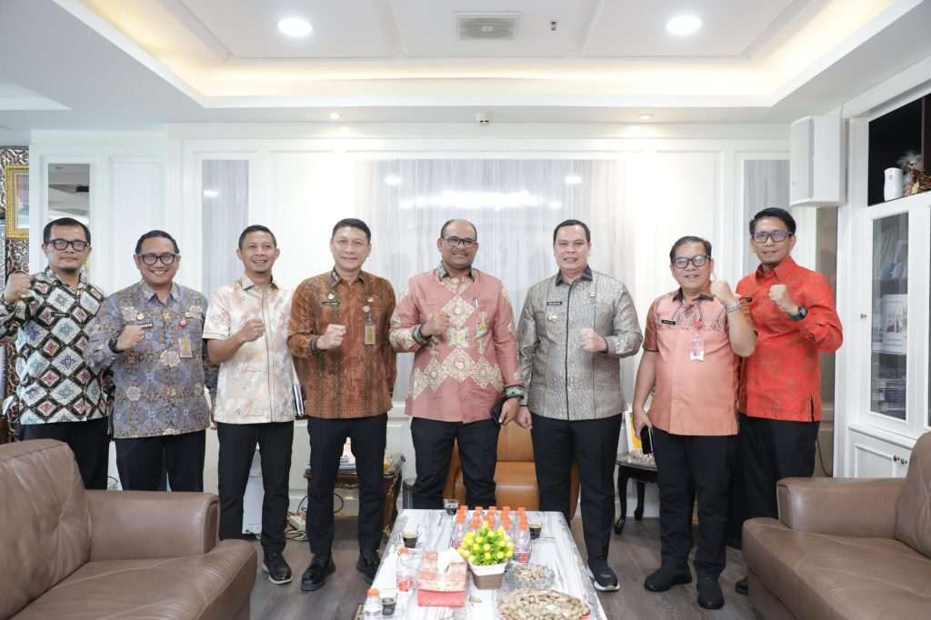 Sekda dan Wali Kota bahas legalitas Ibu Kota Banten