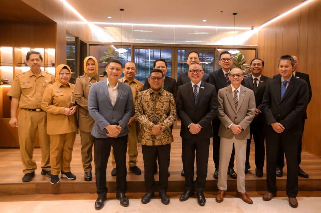Pertemuan Gubernur Banten dengan Dirut Angkasa Pura Indonesia di Bandara Soekarno-Hatta
