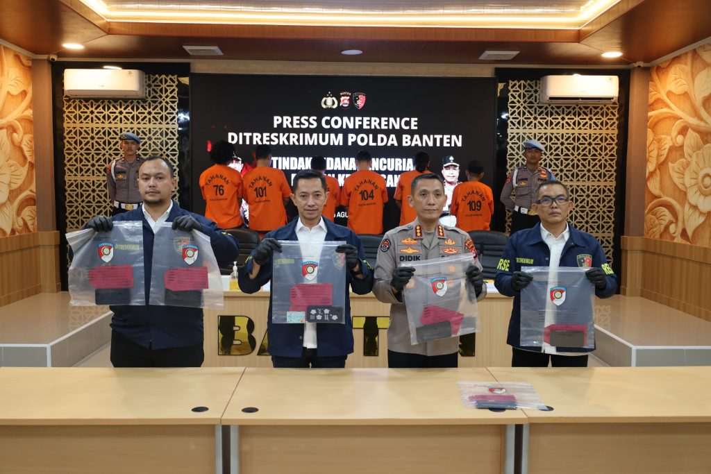 Polisi ungkap kasus perampokan truk solar di Tol Banten  