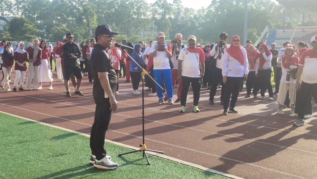 Wali Kota Tangerang, H.Sachrudin saat membuka acara Olahraga Merdeka di Stadion Benteng Reborn. [Sa