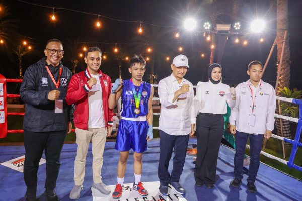 Wagub Banten Buka Roadshow University Boxing League