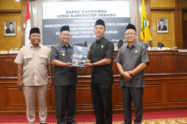 Wabup Serang Najib Hamas Sampaikan Raperda RPJMD Usul Bupati