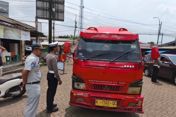 Jasa Raharja Banten Ikutserta Penertiban Pajak Bersama UPTD Samsat Pandeglang di Wilayah Mengger