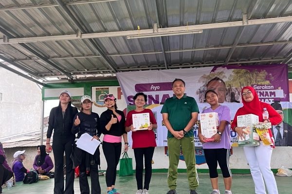 Anggota DPRD Provinsi Banten Ahmad Fuady Serap Aspirasi Sambil Senam Bersama Warga
