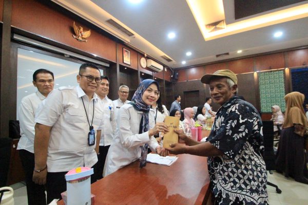 1.400 UKM Dapat Bantuan Permodalan Dari Bupati Serang Ratu Zakiyah