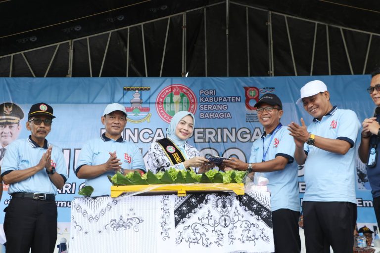 HUT PGRI dan HGN ke-80, Bupati Serang Ratu Zakiyah Komitmen Tingkatkan Kompetensi Pendidik