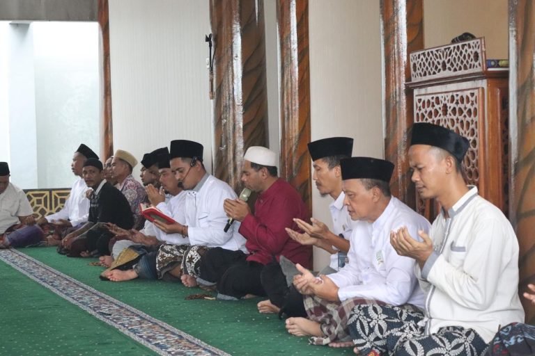 Lapas Kelas IIA Serang Gelar Sholat Gaib untuk Korban Banjir di Sumatera