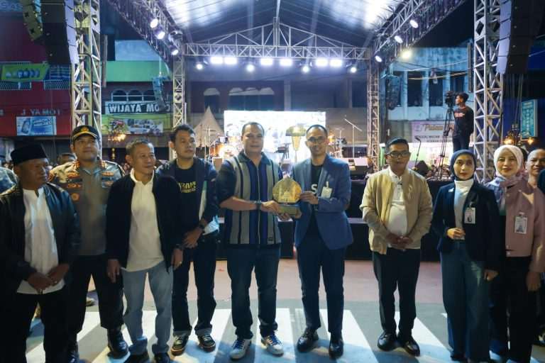 Resmikan Royal Baroe, Gubernur Andra Soni Targetkan Jadi Ikon Ekonomi Kreatif Kota Serang