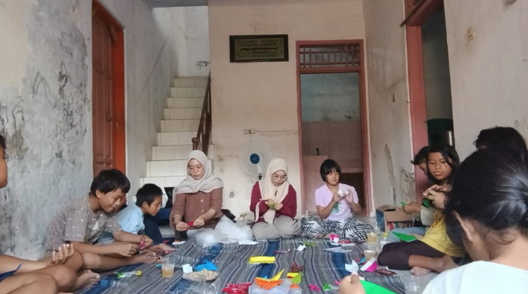 Ketika Taman Bacaan Masyarakat Menjadi Ruang Aman dan Tempat Anak Bertumbuh oleh Isnaeni Hanifah *)